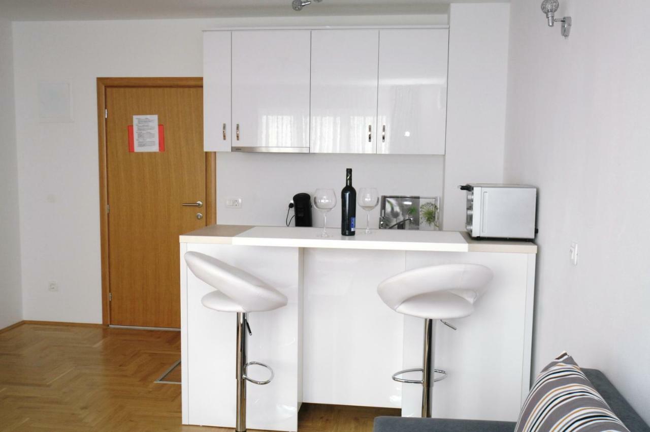 Haus Zora Ferienwohnung 7 Moscenice Exterior foto